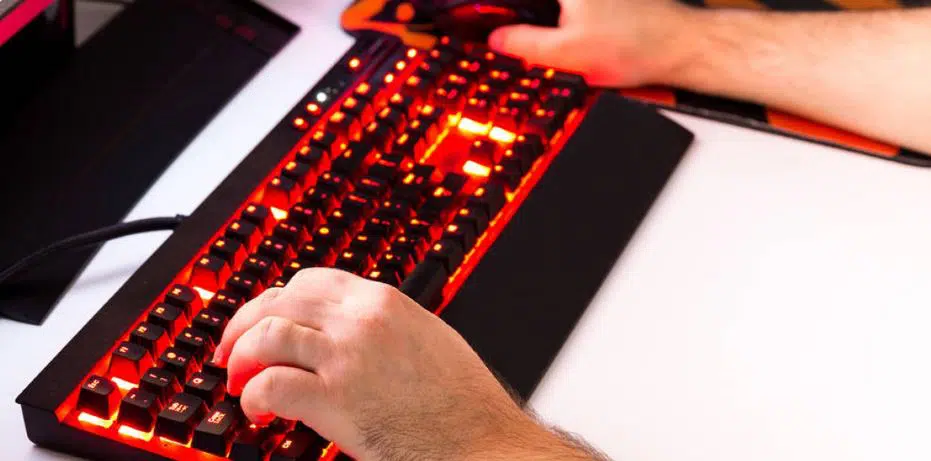 gaming keyboards niche site ideas 